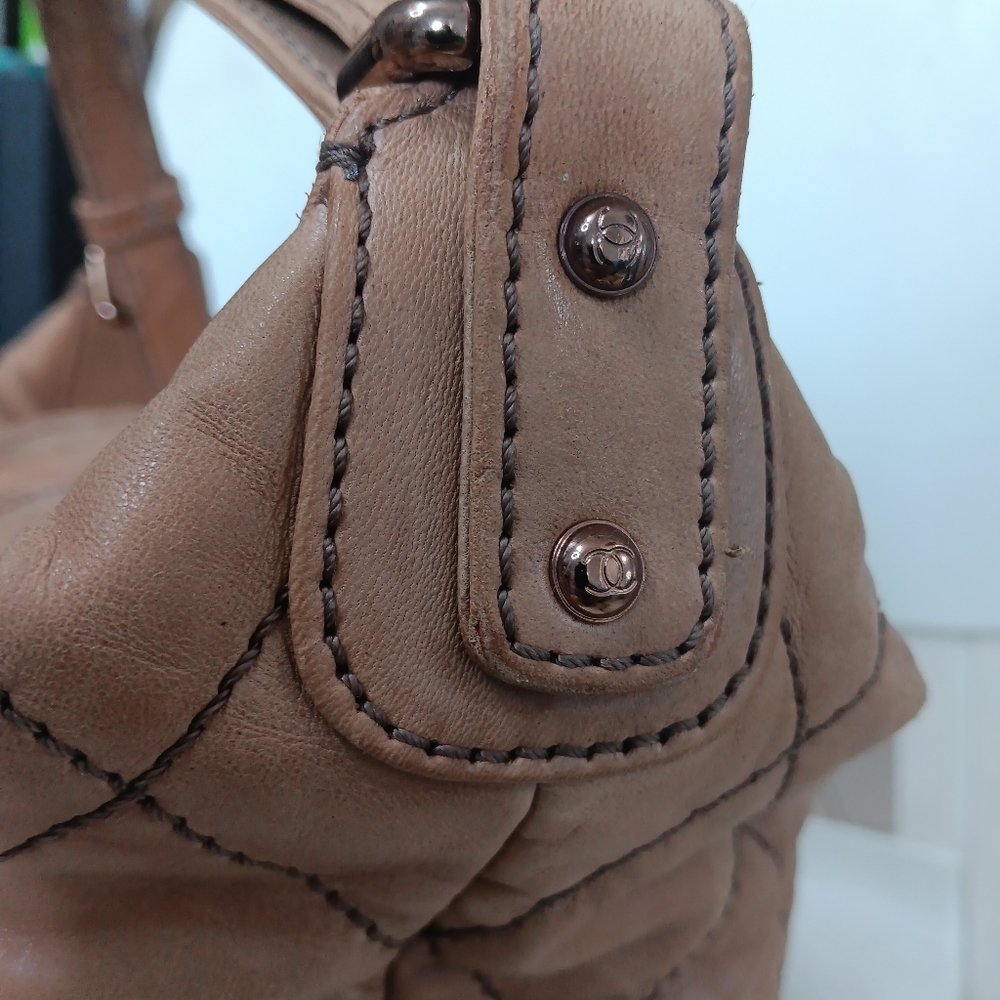✨️Chanel Vintage Hobo Cloudy Beige Lambskin Bag - Picture 11 of 17